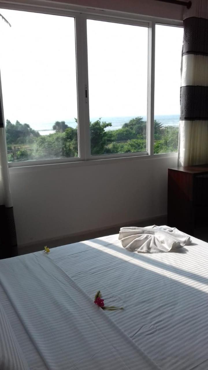 Blue Beach Villa Wadduwa Kültér fotó